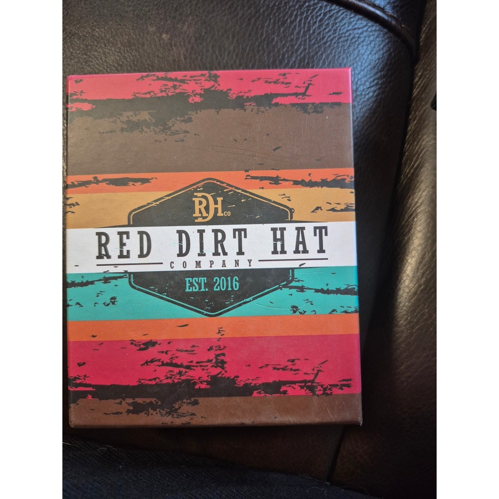 Red Dirt Hat Company Trifold Wallet Genuine Leather New‎ with Box Western